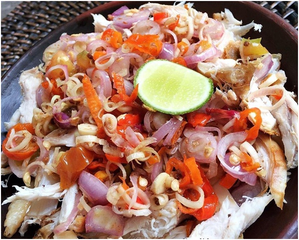 Hương vị gỏi gà Bali lạ miếng và hình thức bắt mắt @Internet