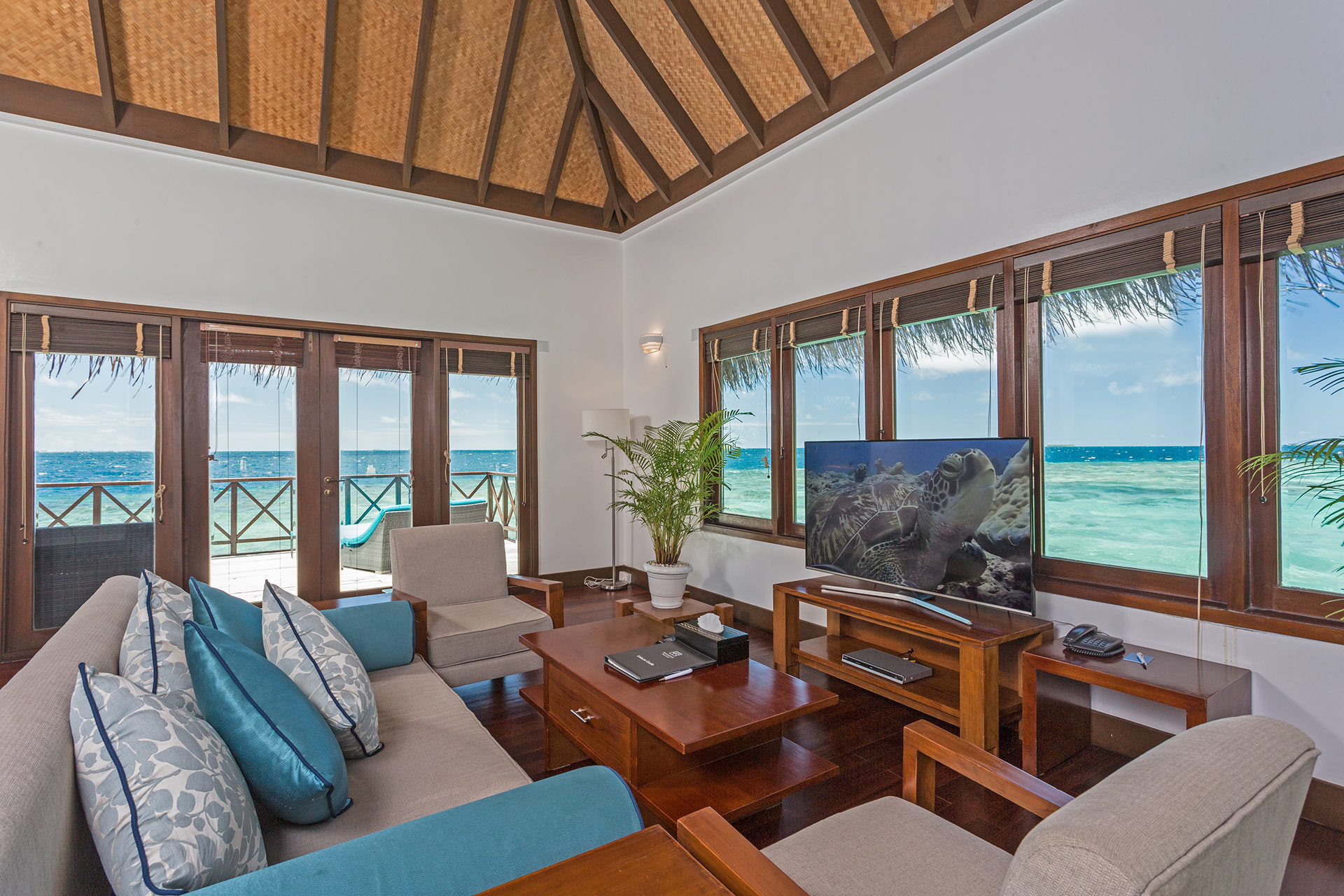 BANDOS MALDIVES - GÓI NGHỈ DƯỠNG 4 SAO